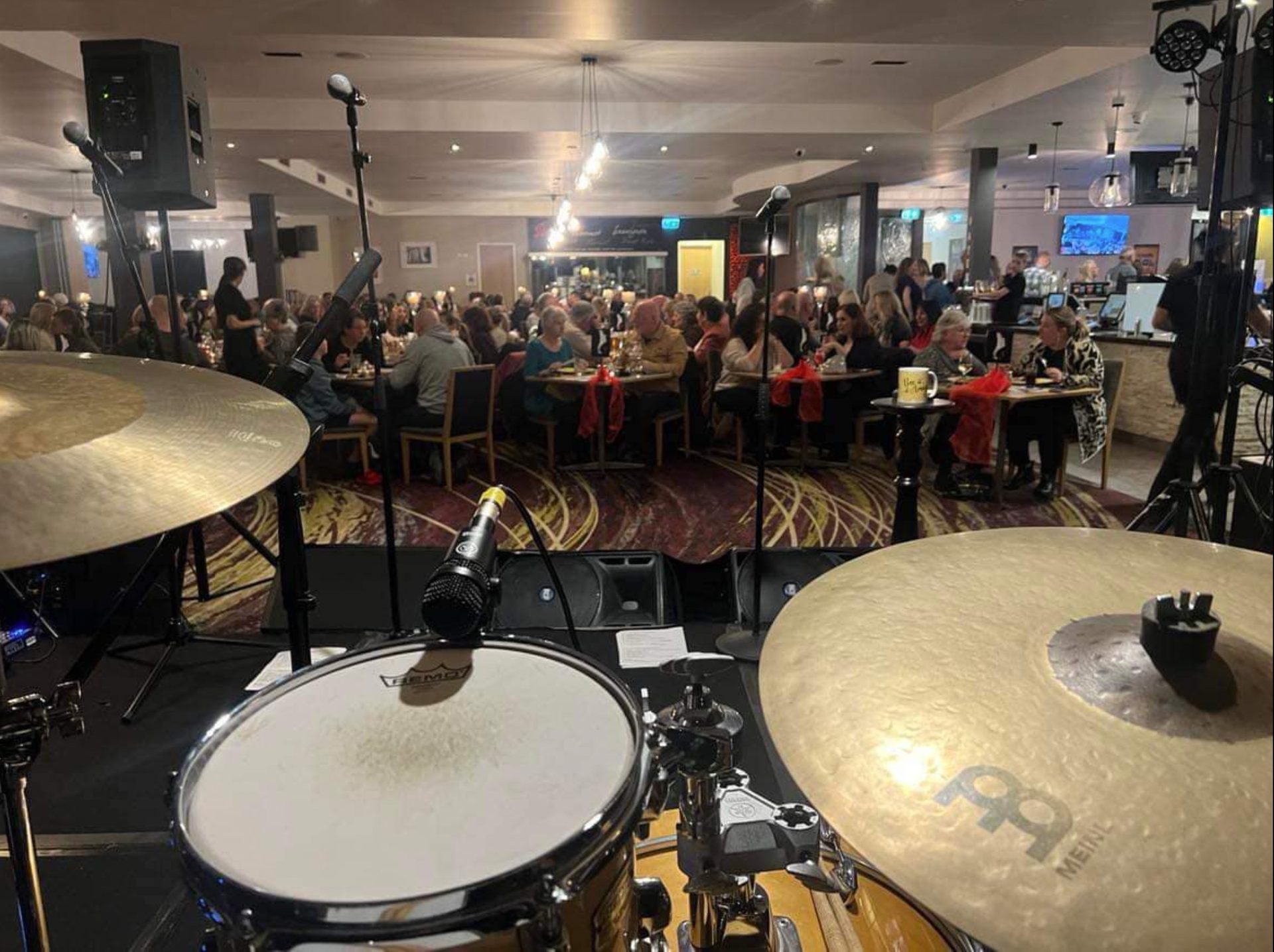 Ringwood crowd enjoying the show