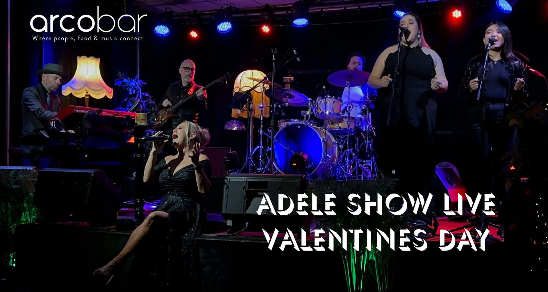 The band performing at Arco Bar